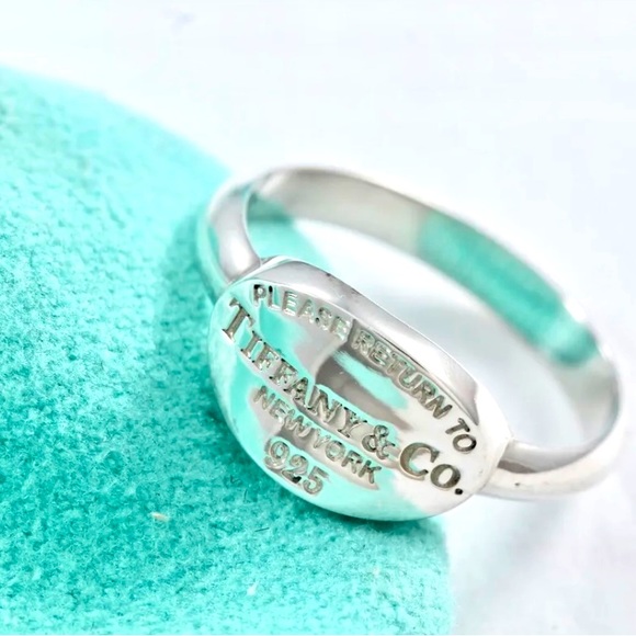 Size 10 "Please Return to Tiffany & Co" 925 Oval Sterling Silver Signet Ring - Picture 3 of 9